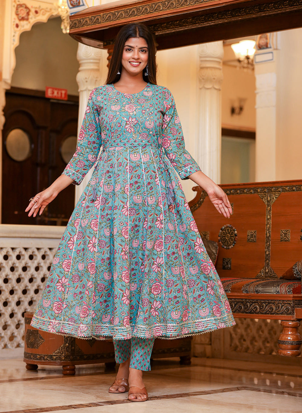 Kaajh Women's Turquoise Floral Print Flared Anarkali Kurta With Pant - Distacart