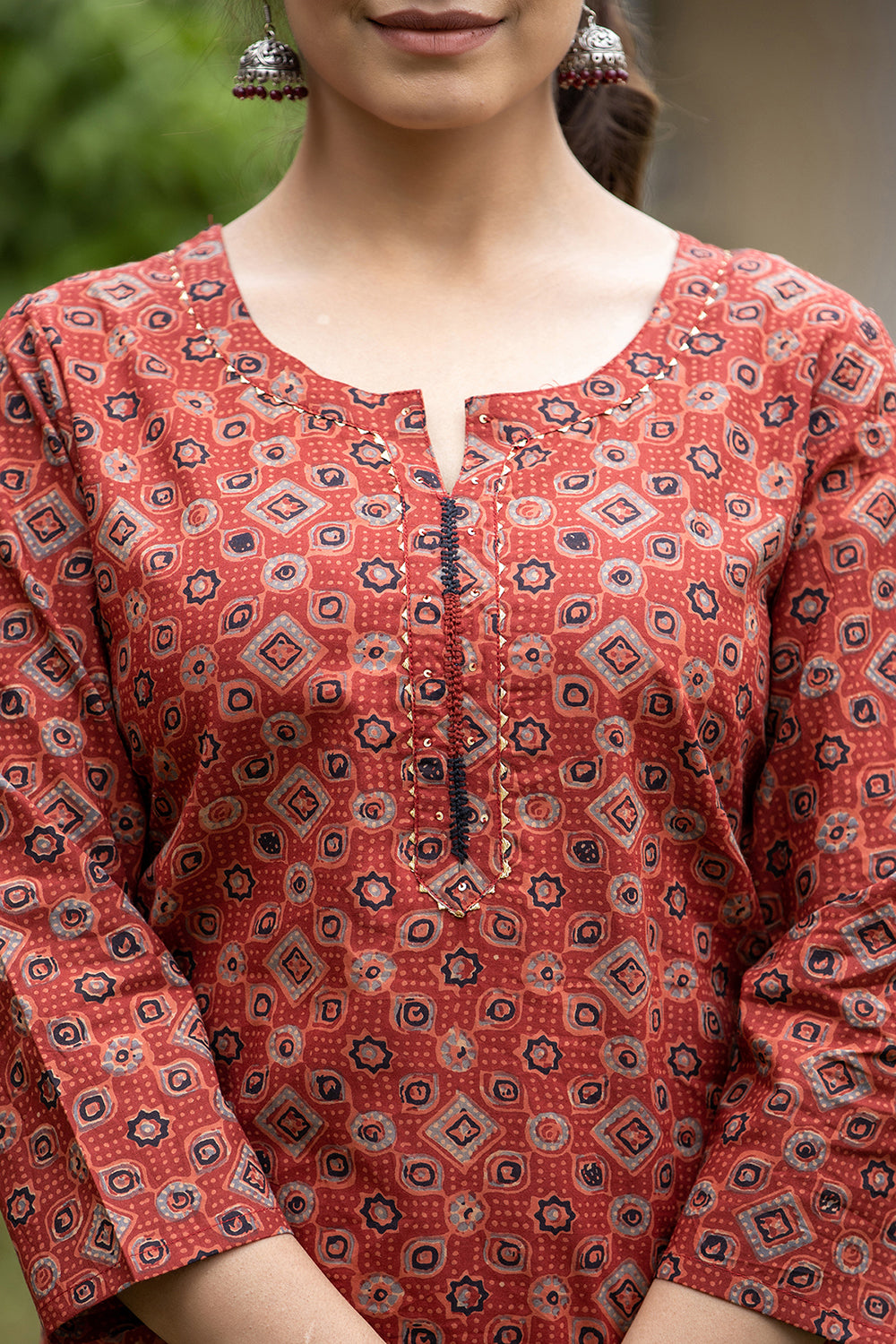 Kaajh Women's Maroon Printed Cotton Kurta Pant Dupatta Set - Distacart