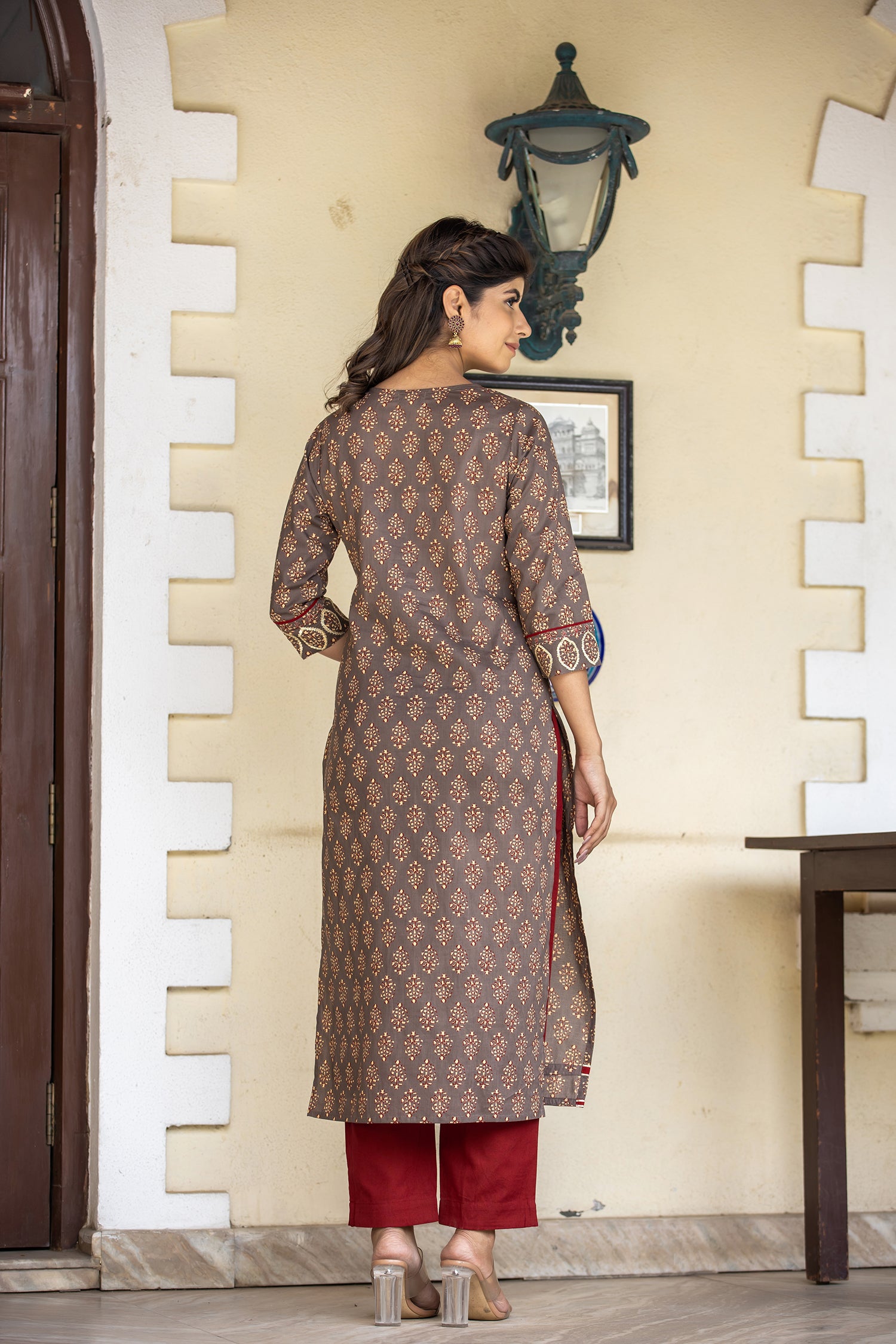 Kaajh Women's Brown Bagru Print Kurta Pant Set - Distacart