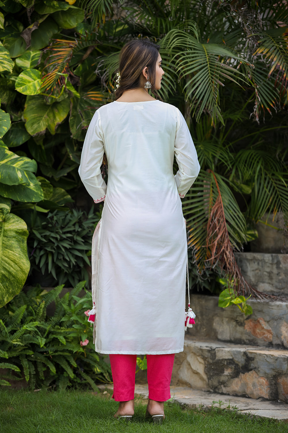 Kaajh Women's White-Pink Modal Silk Suit Set - Distacart