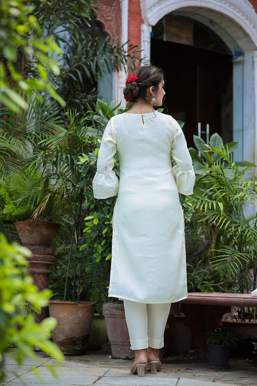 Kaajh Women's Off-White Modal Silk Suit Set - Distacart