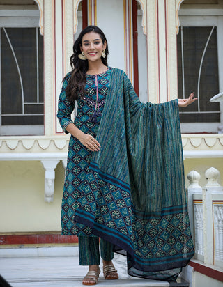 Kaajh Women's Green Ethnic Print Cotton Kurta Set With Pant And Dupatta - Distacart