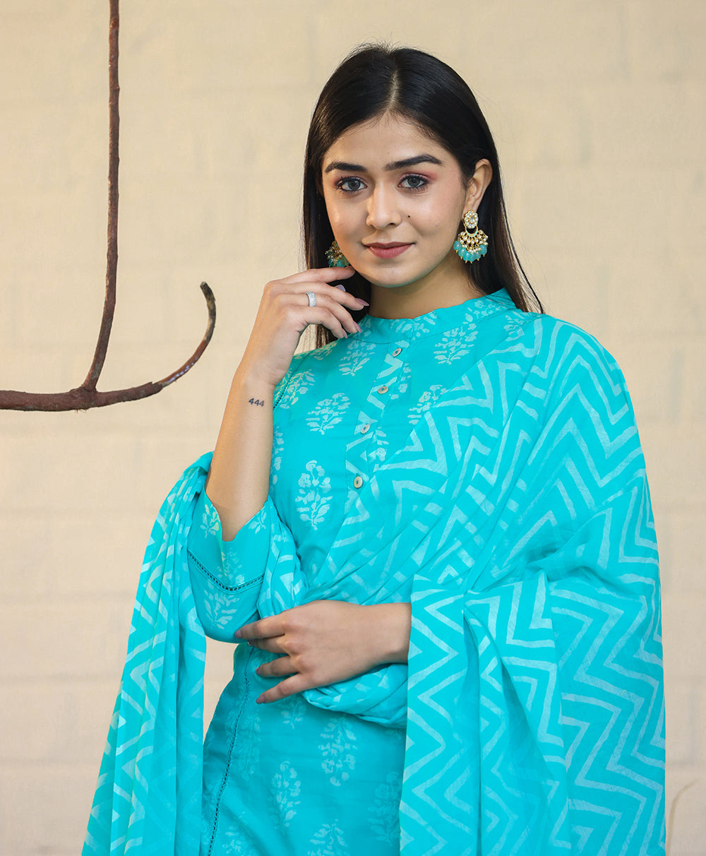 Kaajh Green Floral Printed Kurta Pant Set For Women - Distacart
