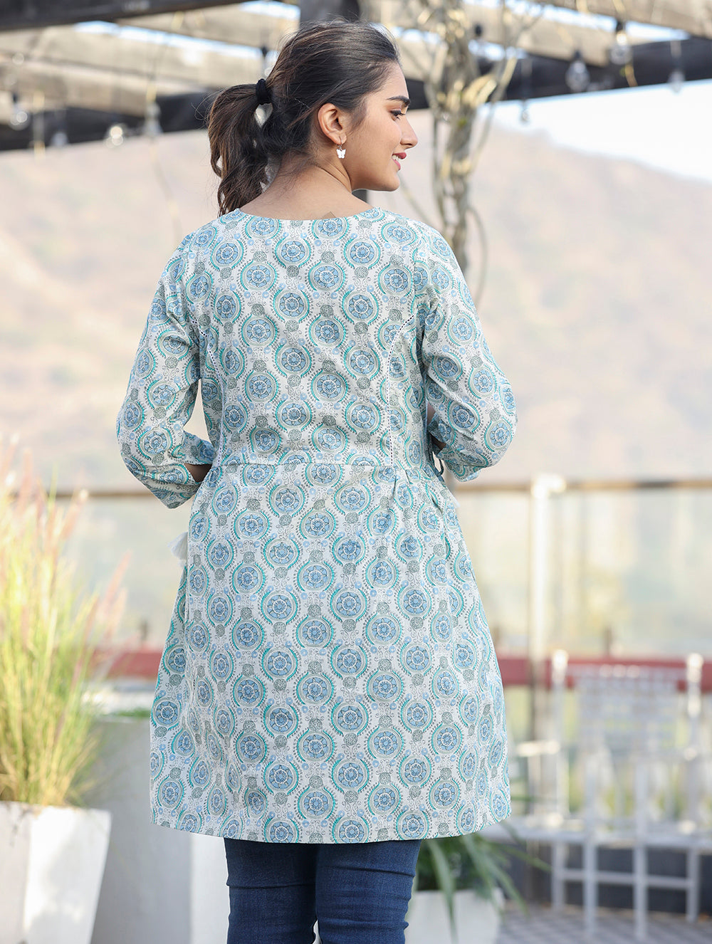 Kaajh Off White Green Printed Shirt Style Cotton Tunic - Distacart