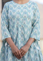 Thumbnail for Kaajh Off White Green Printed Shirt Style Cotton Tunic - Distacart