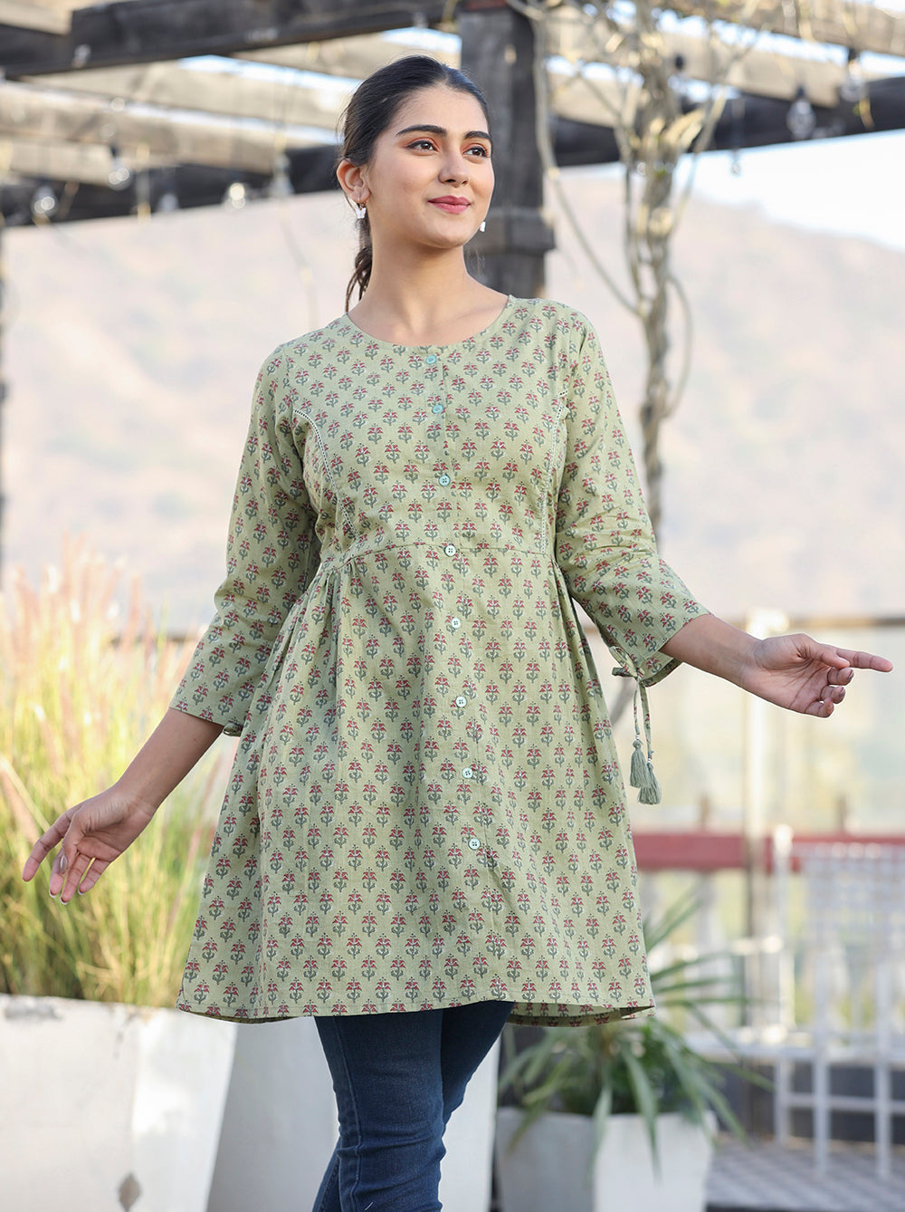Kaajh Green Printed Cotton Shirt Style Tunic - Distacart
