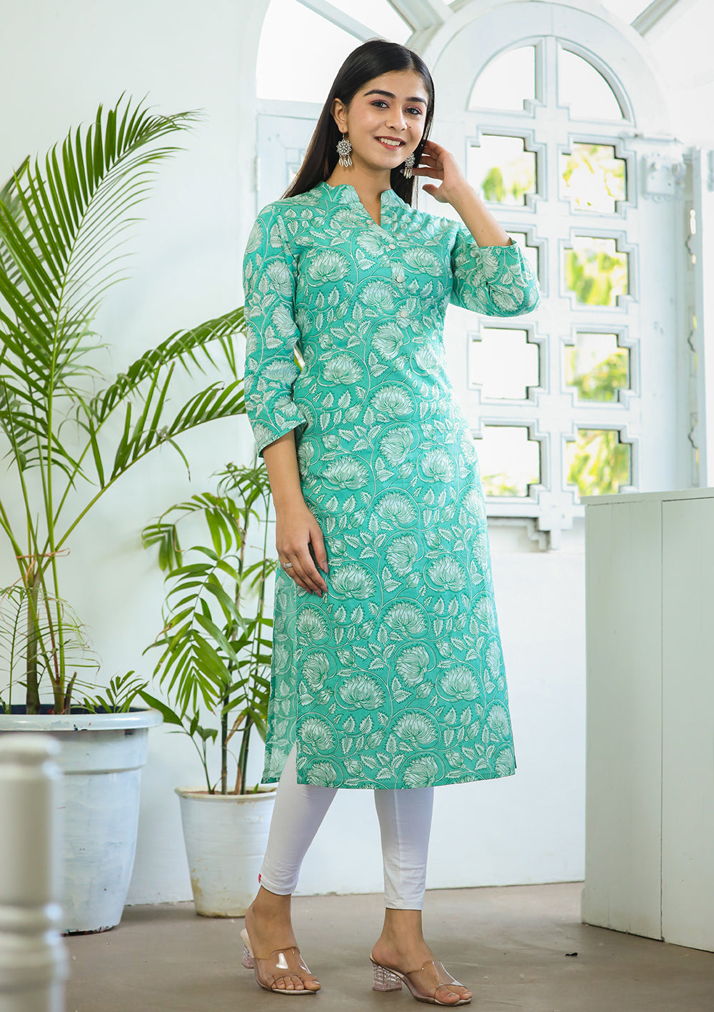 Kaajh Woman's Pastel Green Floral Print Cotton Casual Kurta - Distacart