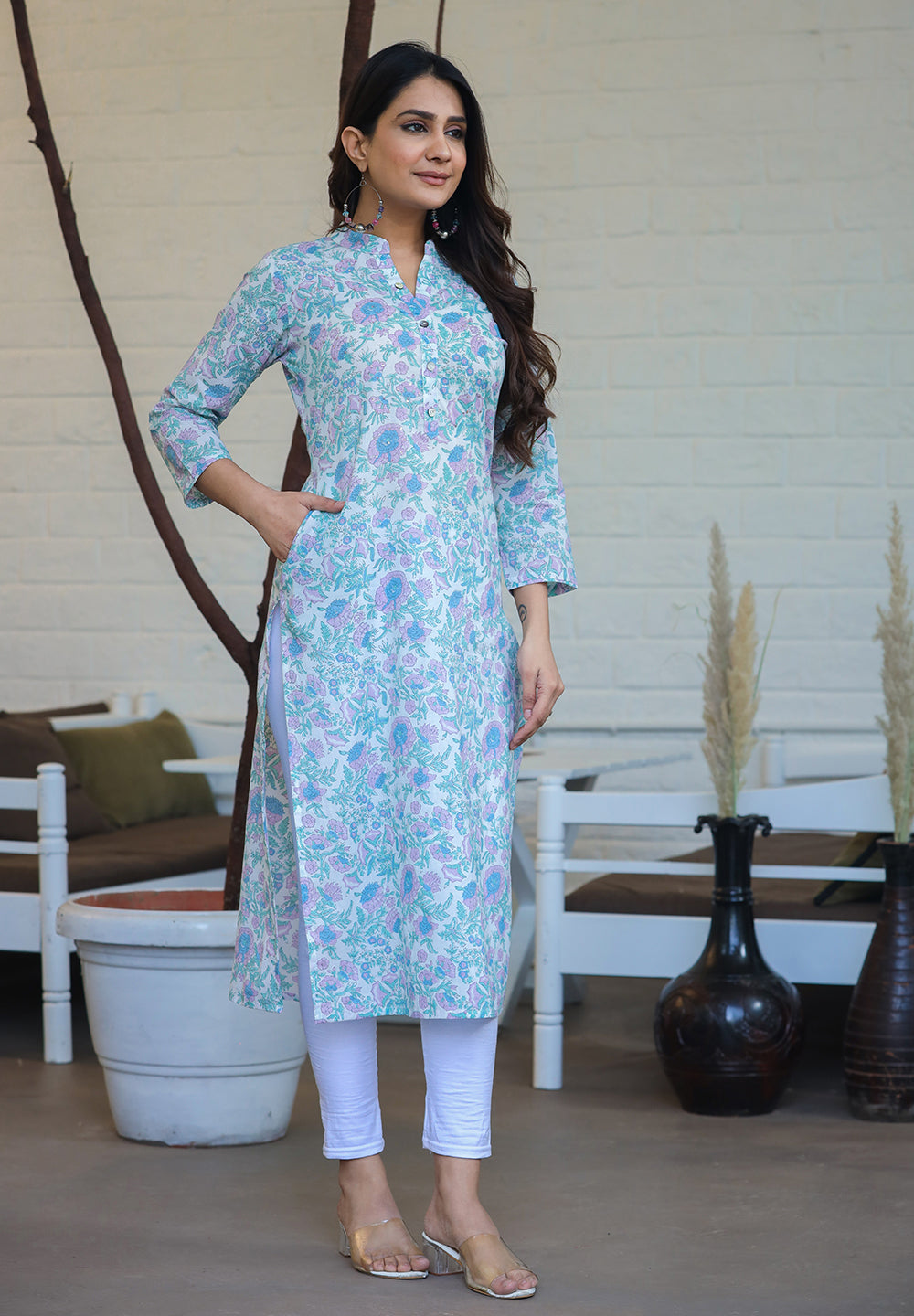 Kaajh Woman's Sky Blue Floral Print Cotton Casual Kurta - Distacart