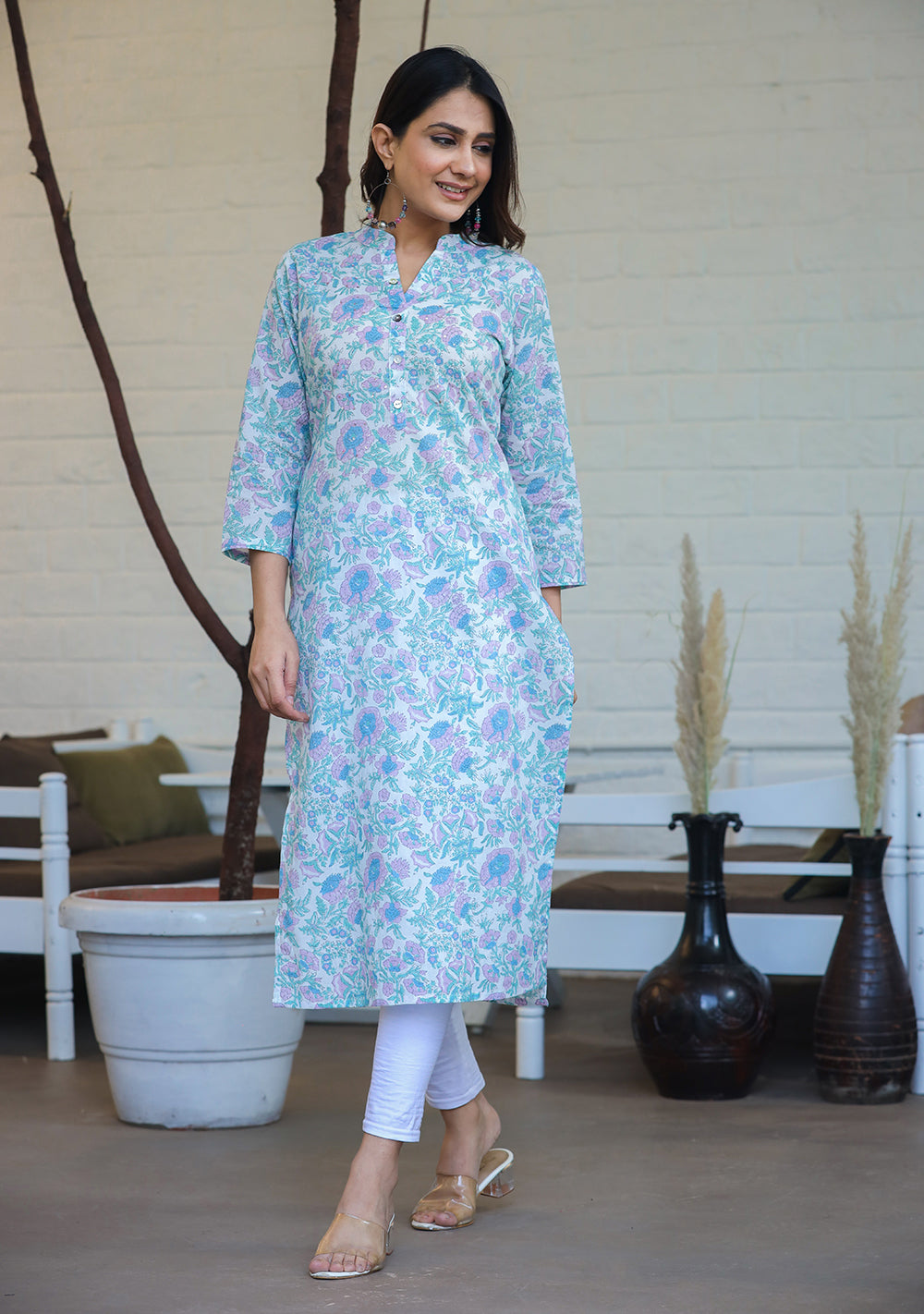 Kaajh Woman's Sky Blue Floral Print Cotton Casual Kurta - Distacart