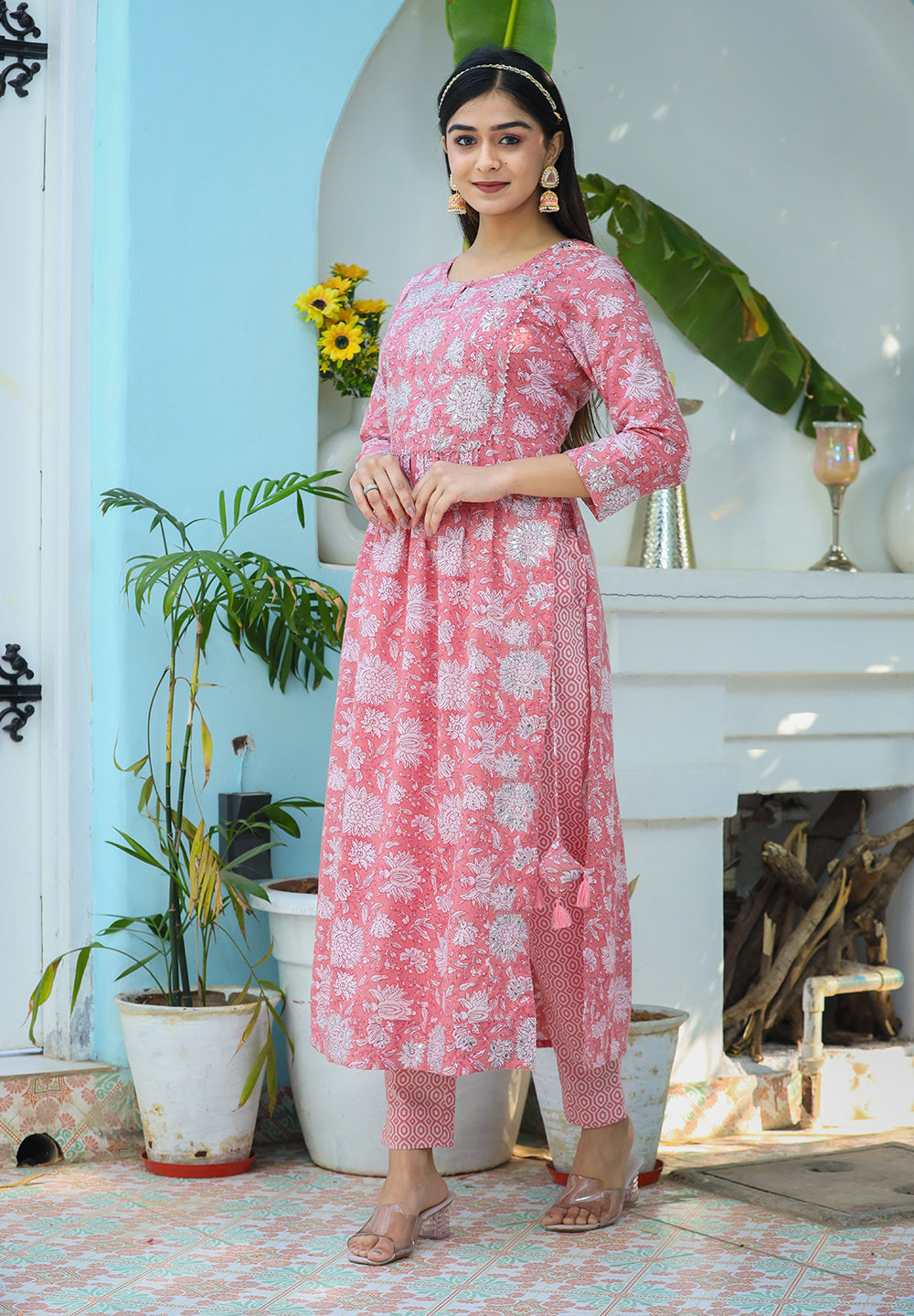 Kaajh Woman's Pink Floral Print Cotton Kurta Pant With Dupatta Set - Distacart