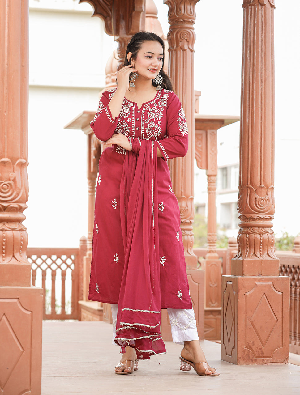 Kaajh Women's Wine Red Lucknow Chikankari Cotton Kurta Set With Dupatta - Distacart