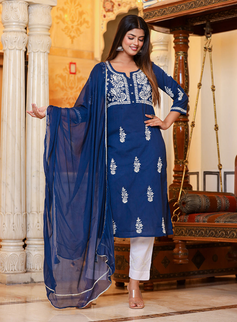 Kaajh Women's Navy Blue Lucknow Chikankari Kurta Pant Set With Dupatta - Distacart