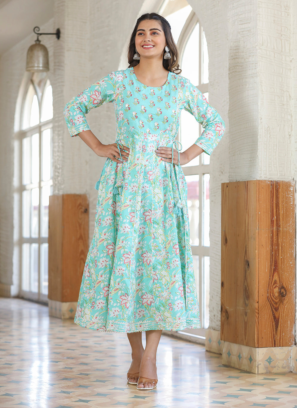 Kaajh Green Embroidered Cotton A-Line Kurta - Distacart