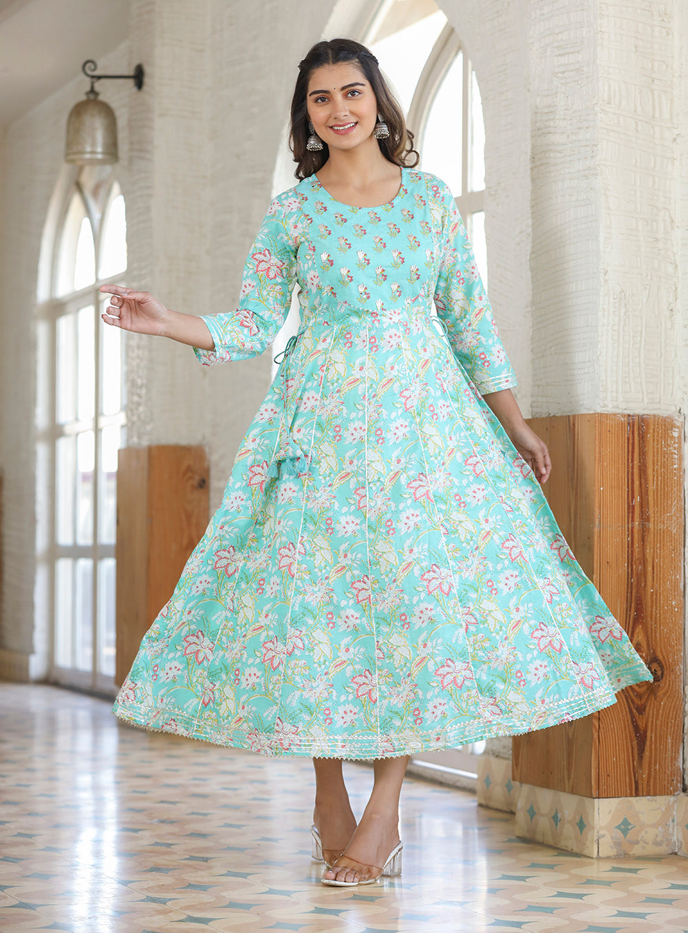 Kaajh Green Embroidered Cotton A-Line Kurta - Distacart