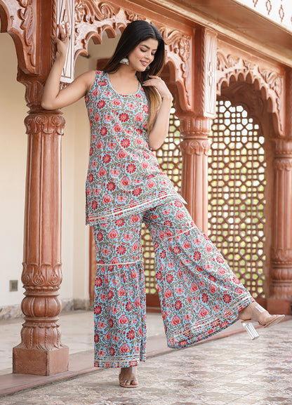 Kaajh Women's Sky Blue Floral Printed Kurta With Sharara - Distacart