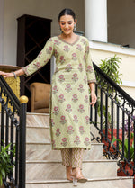 Thumbnail for Kaajh Women's Green Floral Printed Cotton Kurta Pant Set - Distacart