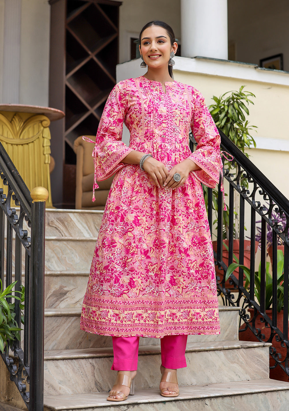 Kaajh Women's Pink Floral Print Cotton Kurta Set - Distacart