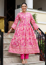 Thumbnail for Kaajh Women's Pink Floral Print Cotton Kurta Set - Distacart