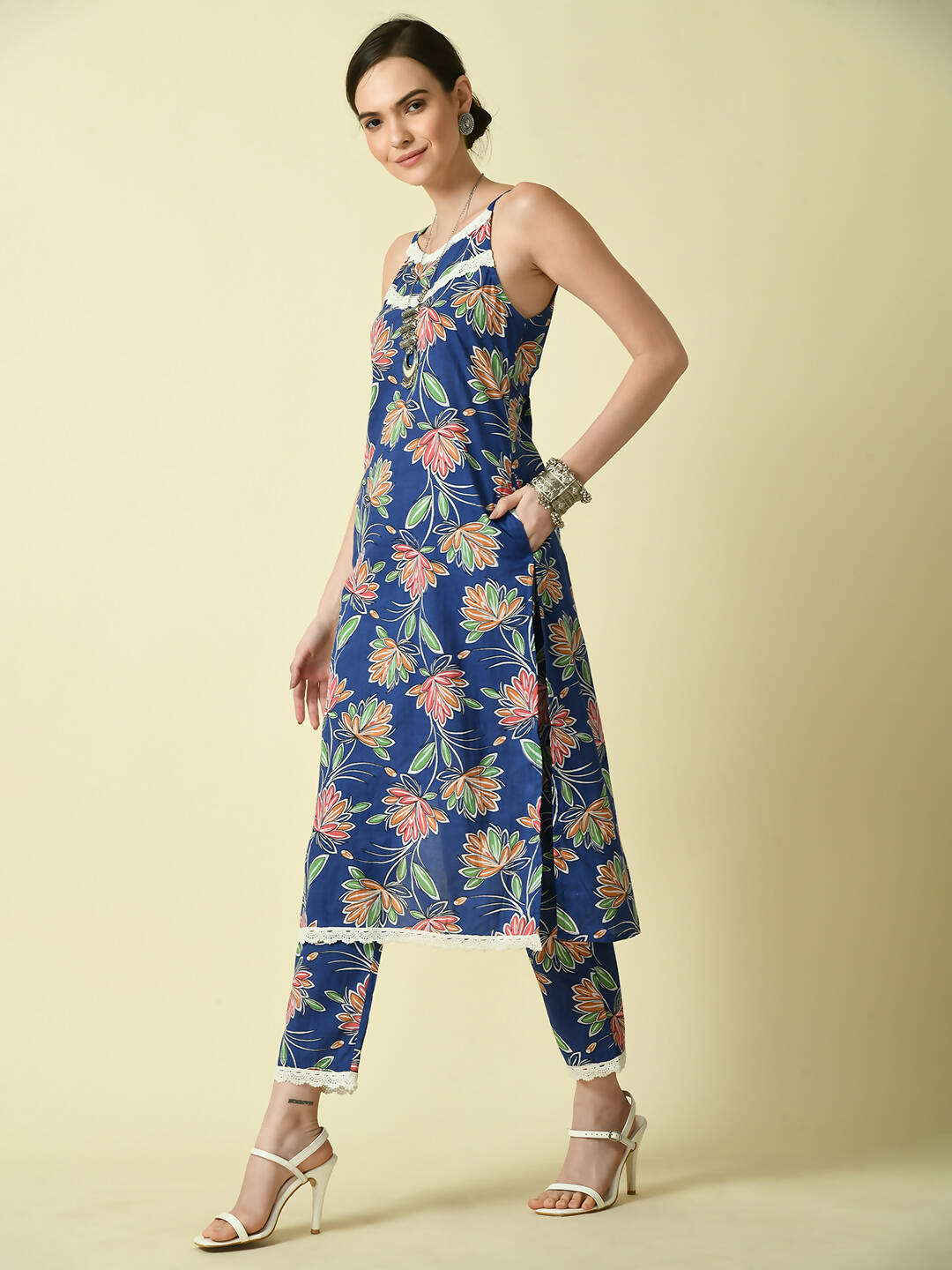 Myshka Women's Blue Printed Kurta With Trouser - Distacart