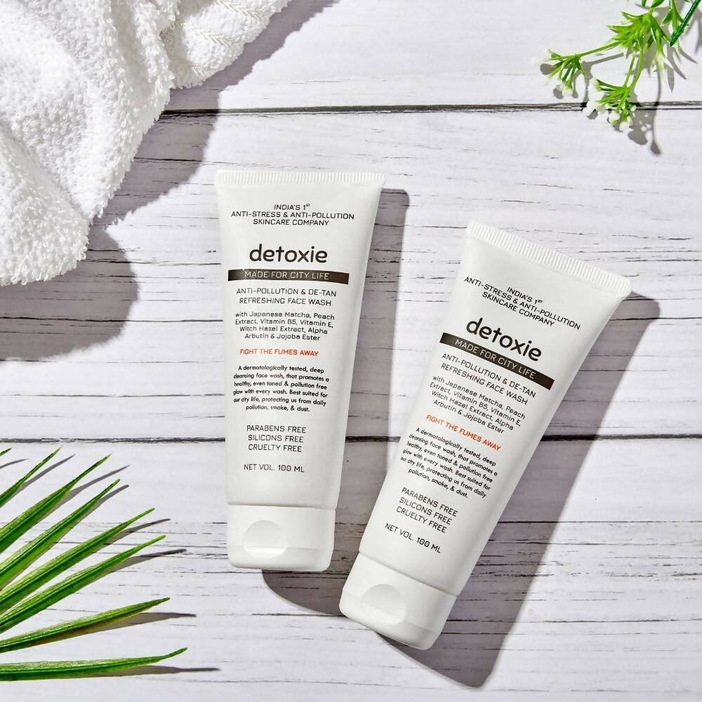 Detoxie Anti-Pollution & De-Tan Refreshing Face Wash - Distacart