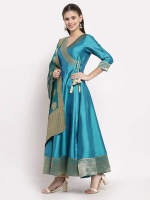 Myshka Women's Green Silk Solid 3/4 Sleeve V Neck Casual Anarkali Gown