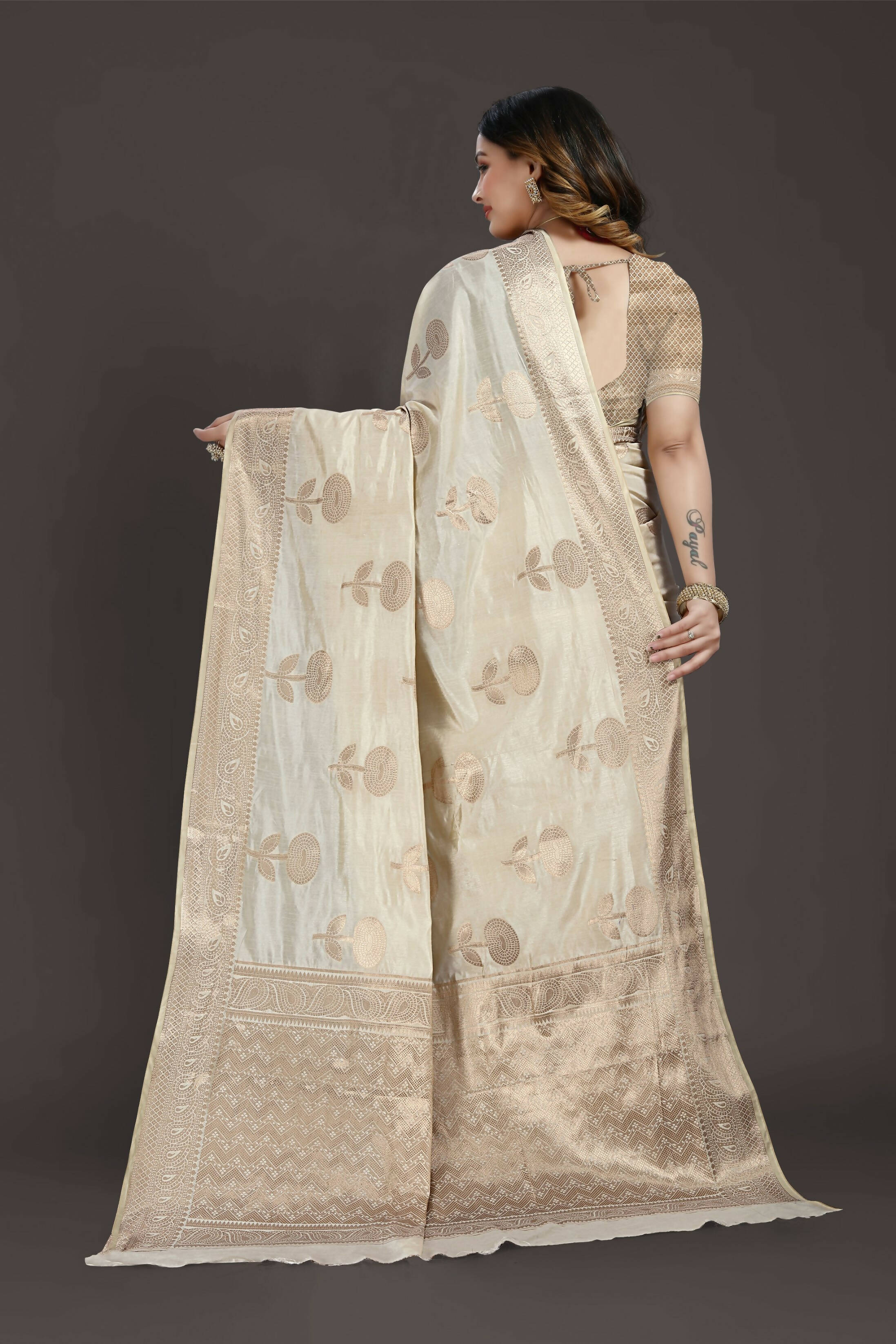 Off White Pure Raw Silk Zari Woven Saree with Unstitched Blouse Piece - Alisha - Distacart