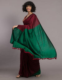 Thumbnail for Suta Maroon Green Colourblocked Cotton Blend Saree - Distacart