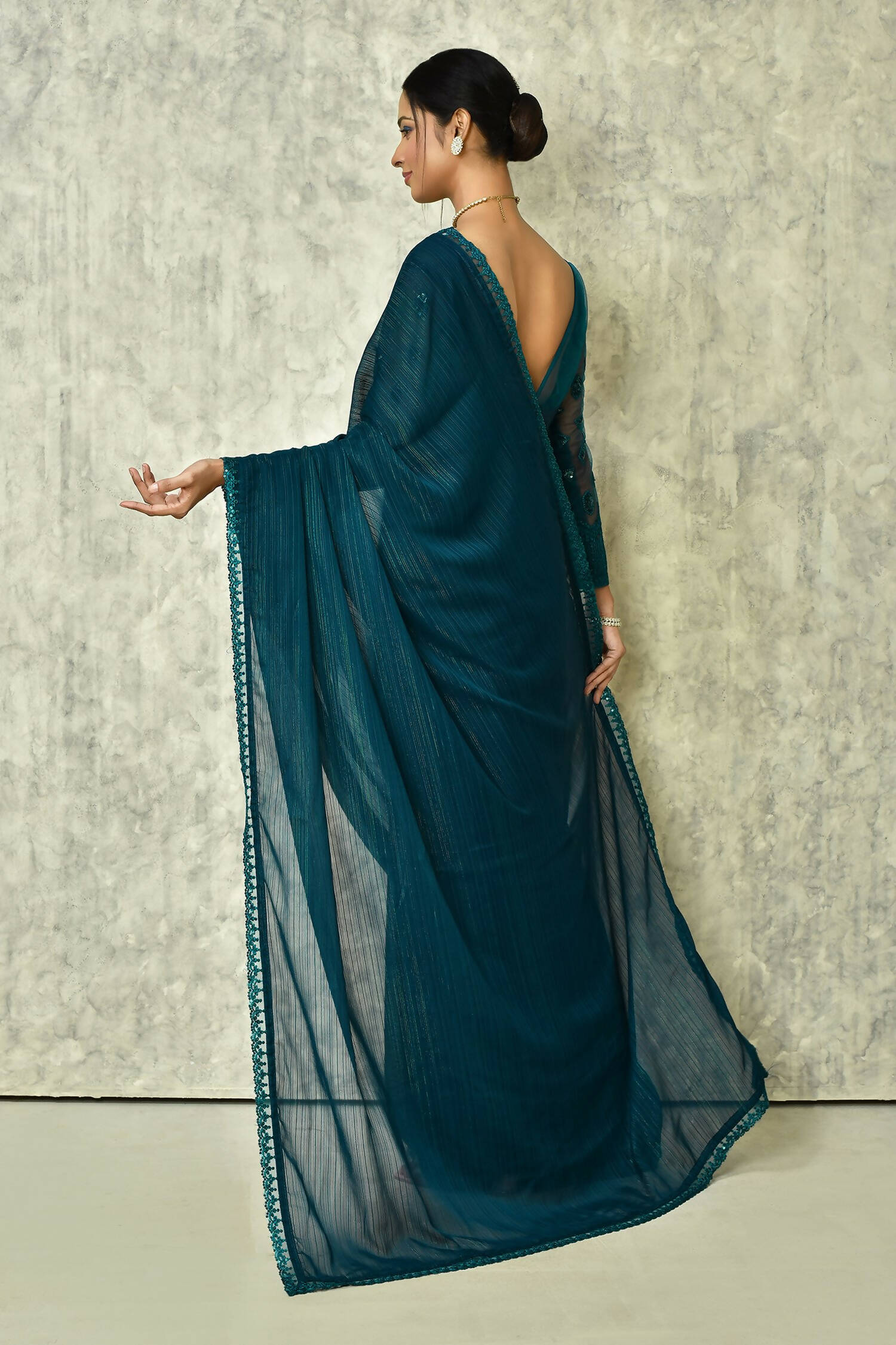 Teal Silk Solid Saree With Blouse Piece - Purvi - Distacart