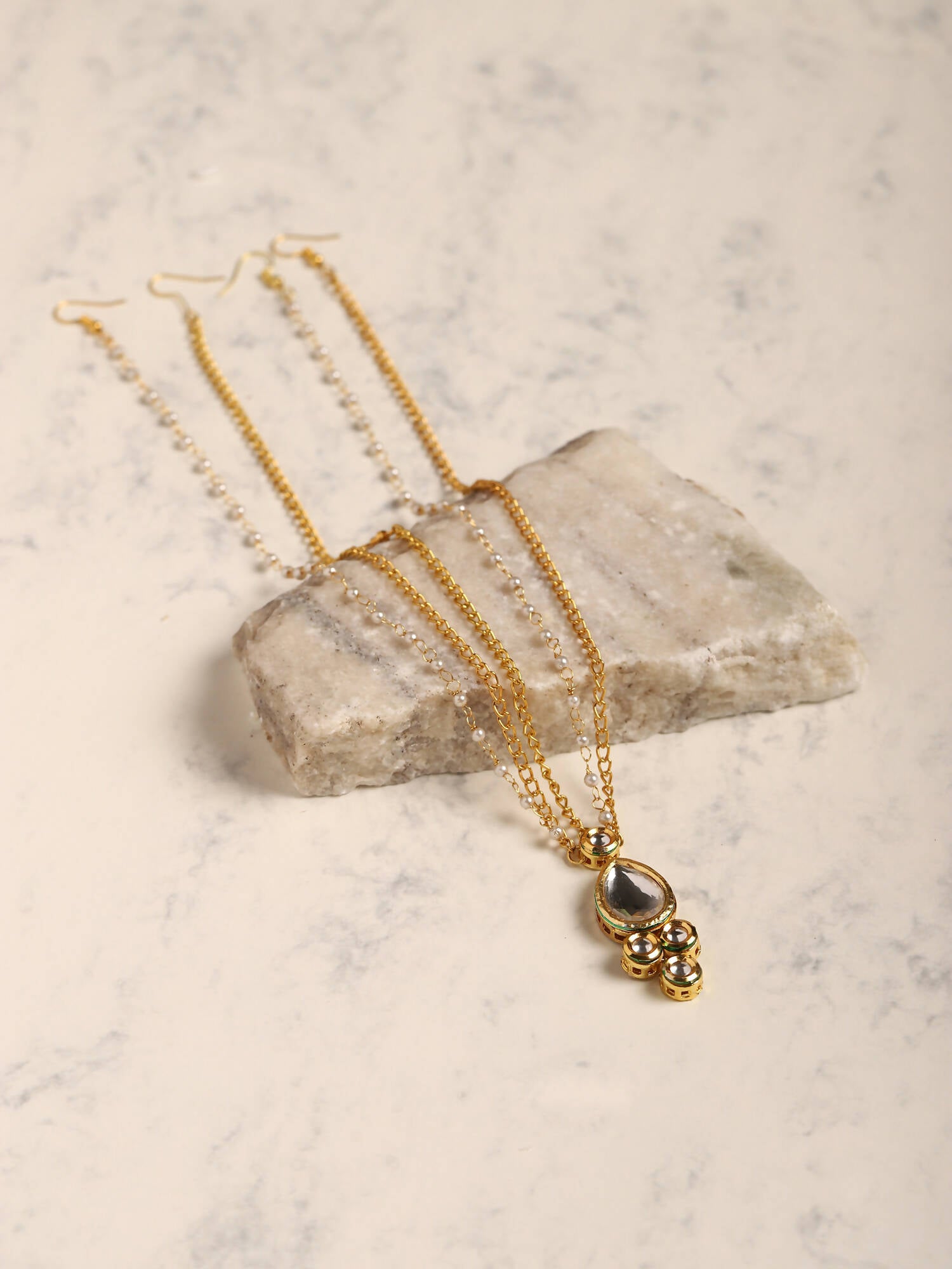 Gold-Plated Kundan Mathapatti - Ruby Raang - Distacart