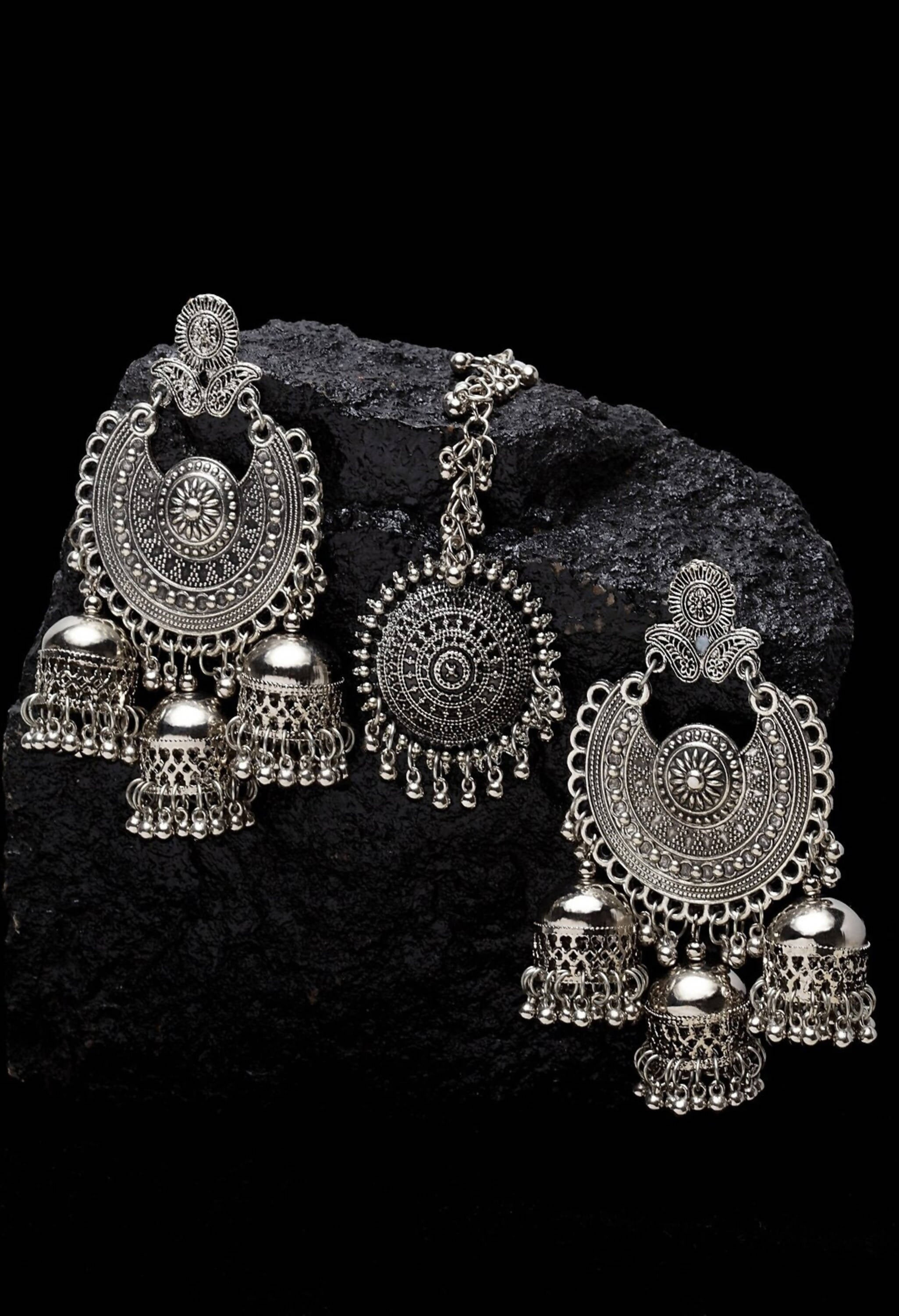 Mominos Fashion Johar Kamal Beautiful Jhumkas With Maang Tikka Earrings - Distacart