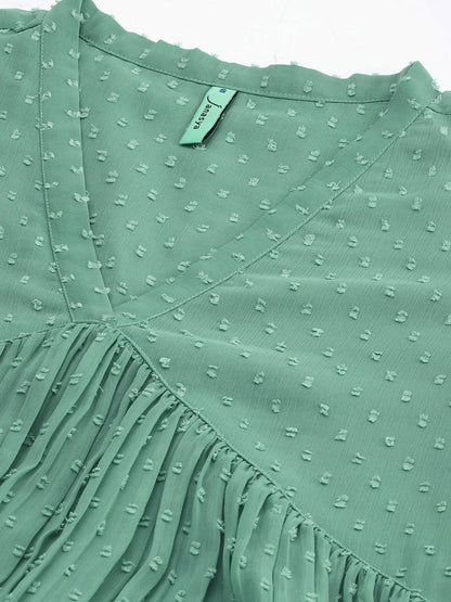 Janasya Green Solid Dobby Weave Kurta - Distacart
