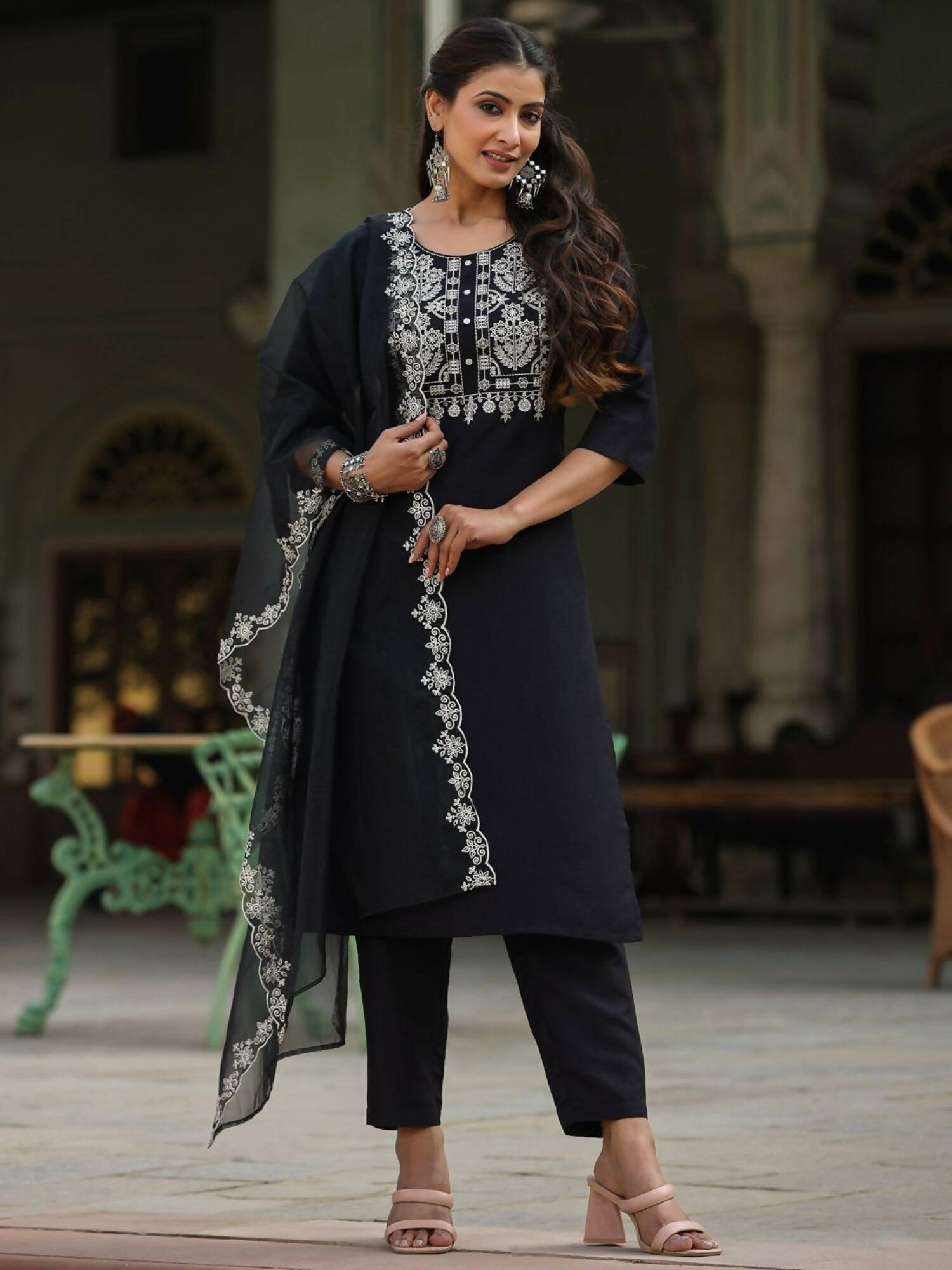 Juniper Women's Black Chinnon Solid Embroidered Kurta Set - Distacart