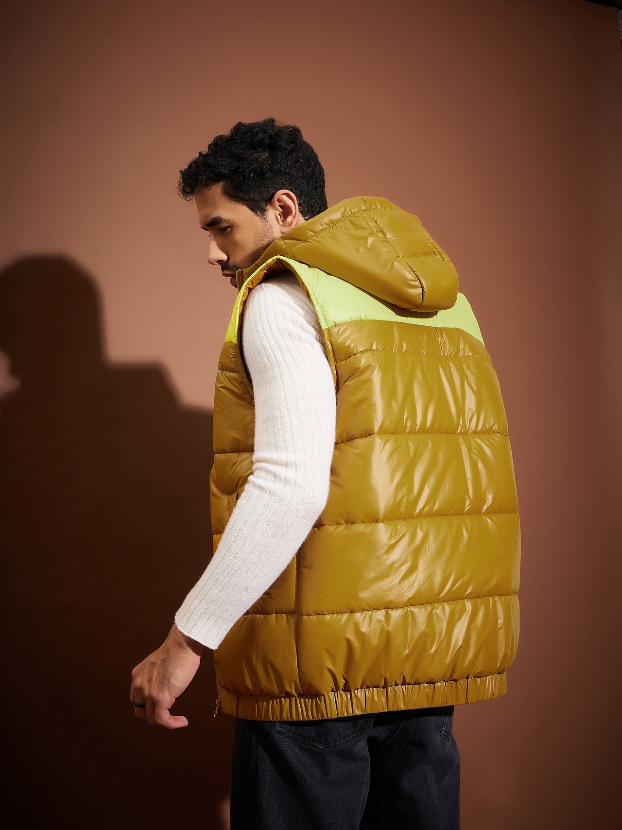Lyush Men Khaki & Neon Yellow ColorBlock Sleeveless Hoodie Jacket - Distacart