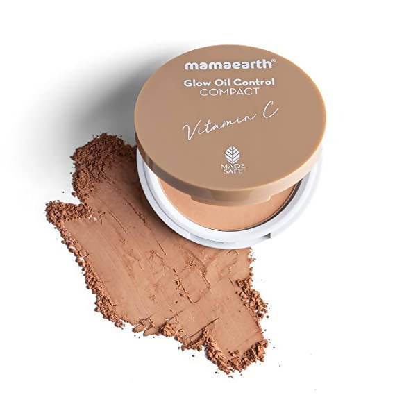 Mamaearth Glow Oil Control Compact With SPF 30 (Ivory Glow)