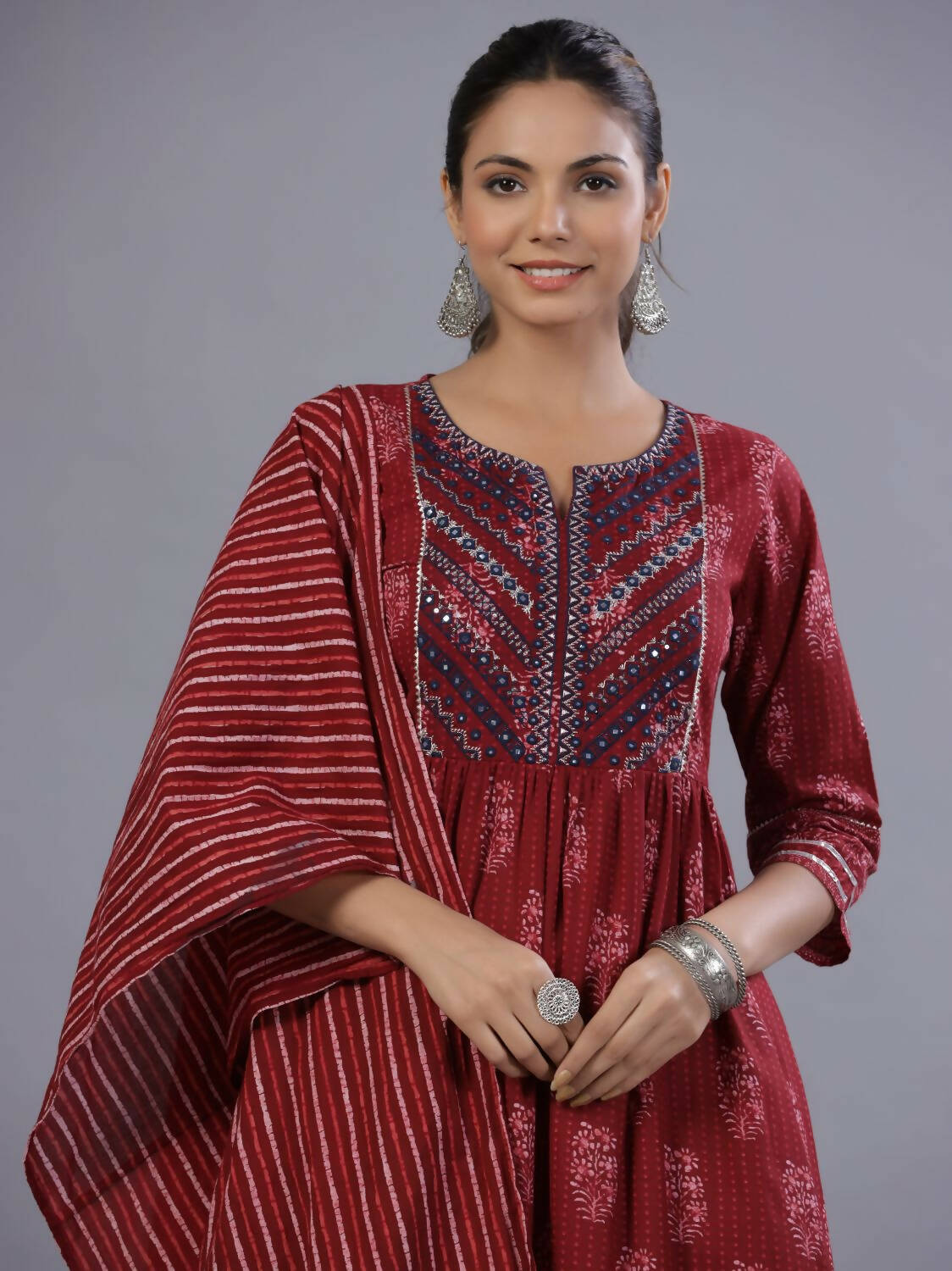 Juniper Women Maroon Cotton Cambric Batik texture Printed Kurta, Pants and Dupatta Set - Distacart