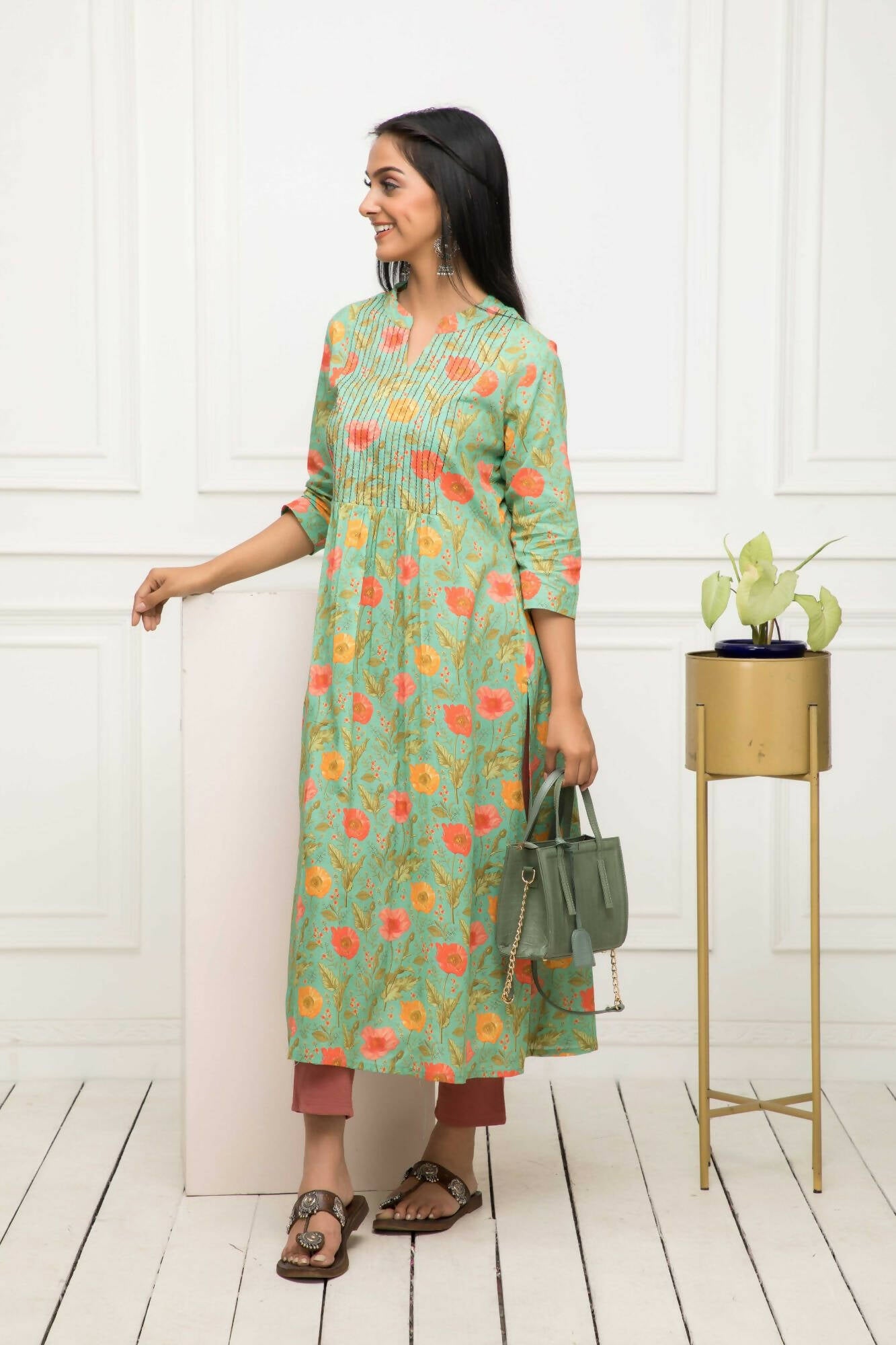 Myshka Women Green Floral Rayon A-Line Round Neck Kurtas - Distacart