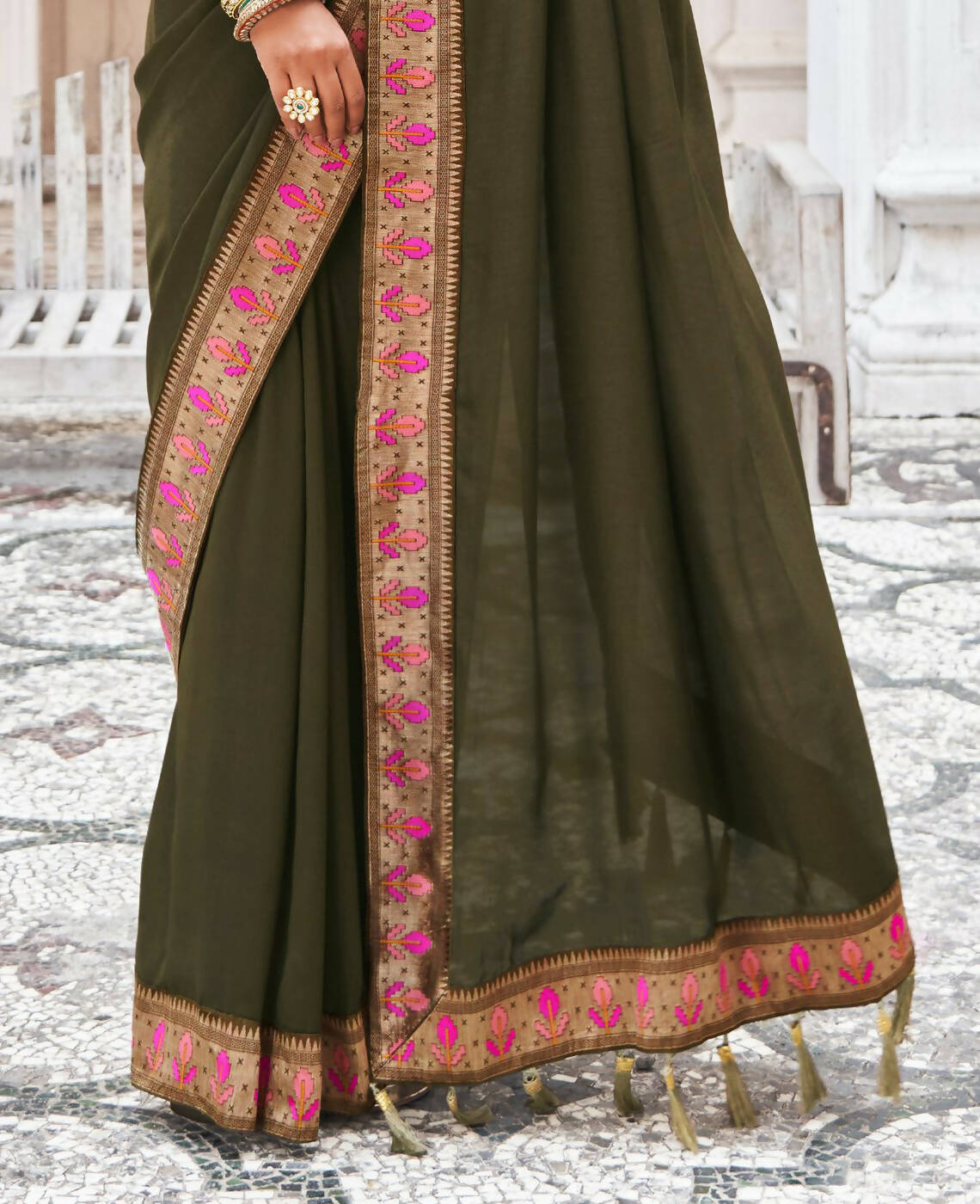 Olive Vichitra Solid Saree With Unstitched Blouse Piece - Juhi - Distacart