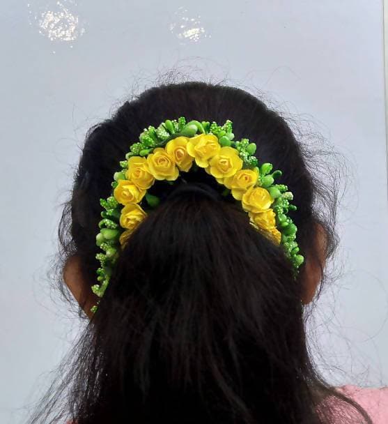Yellow & Green Hair Gajra