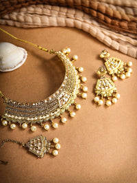 Thumbnail for Priyaasi Women White Kundan Gold Plated Choker Set with MaangTikka - Distacart