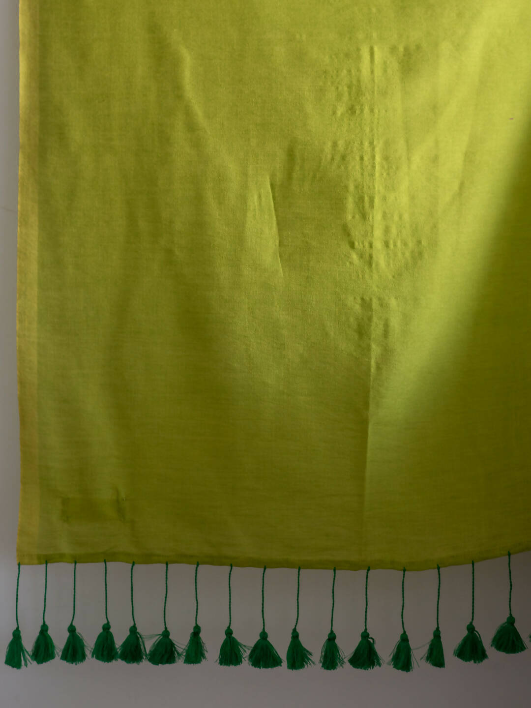 Suta Lime Green Solid Cotton Blend Saree - Distacart