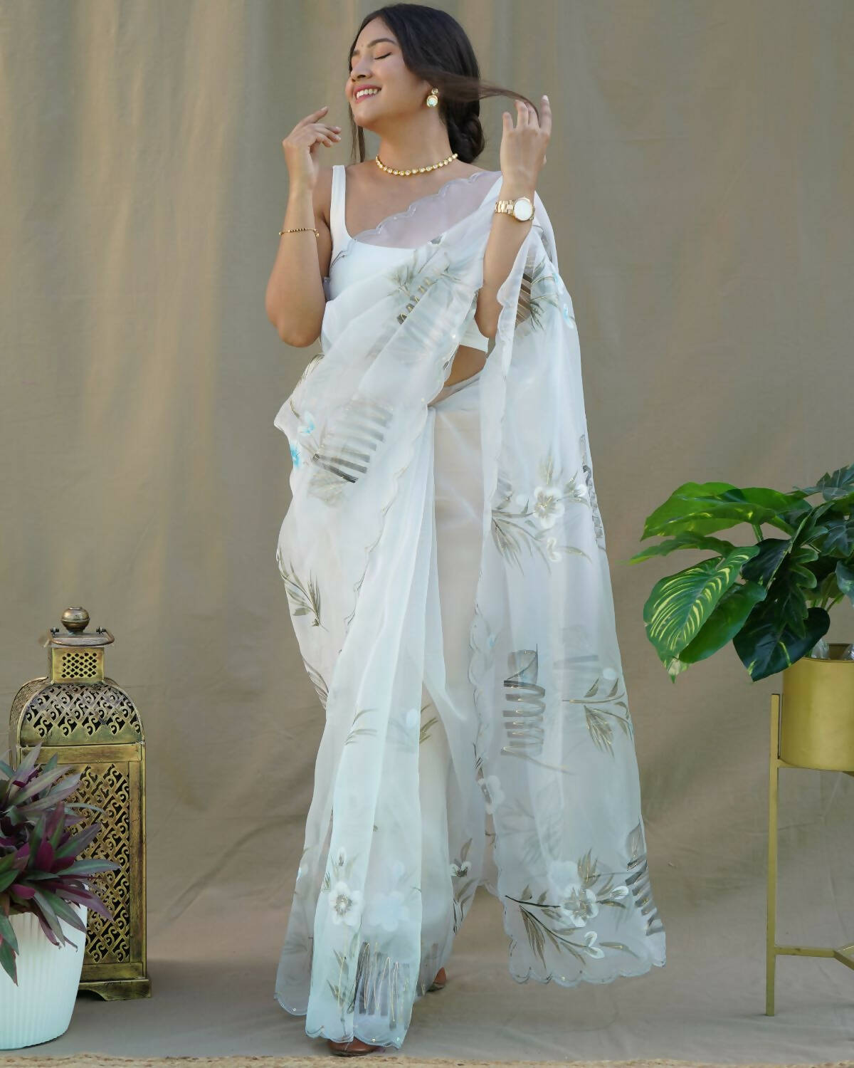 Vamsee Grey Organza Saree - Distacart