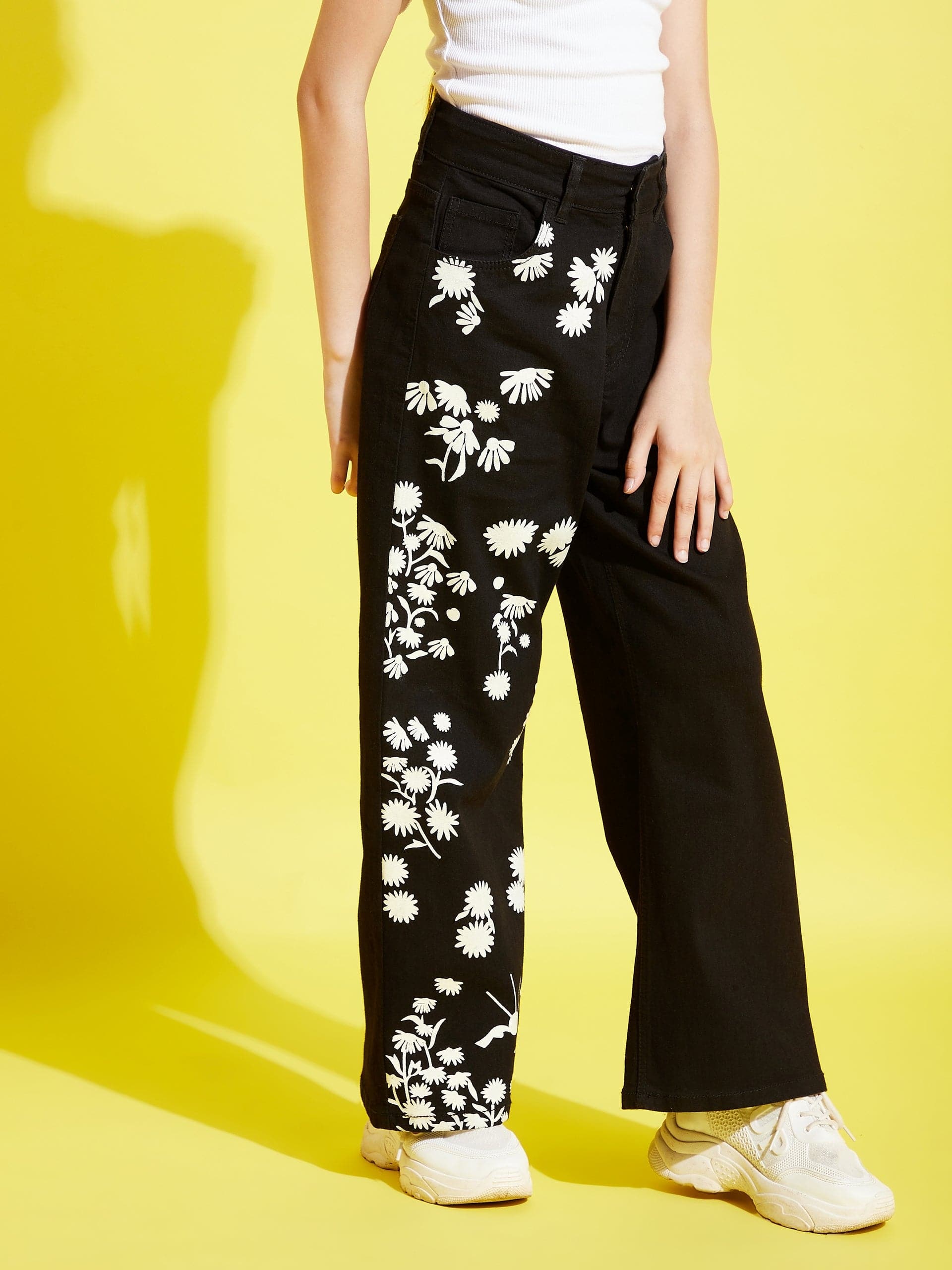 Lyush Black Small Flower Print Straight Jeans For Girls - Distacart