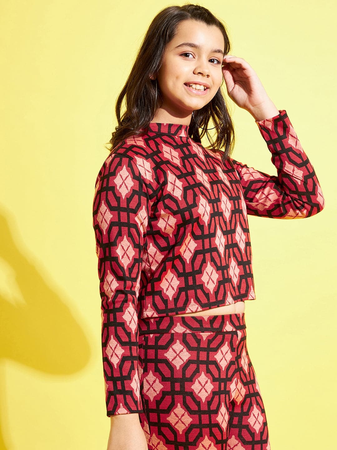 Lyush Red & Black Geometric Full Sleeve Crop Top For Girls - Distacart