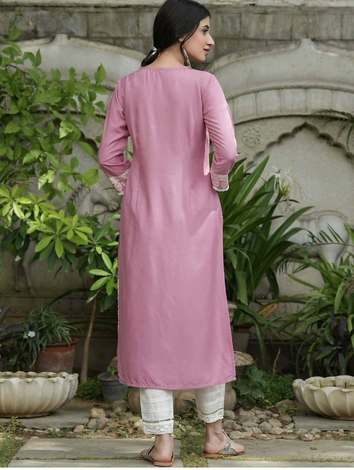 Cheera Embellished Daily Wear Cotton Blend Kurta - Baby Pink - Distacart