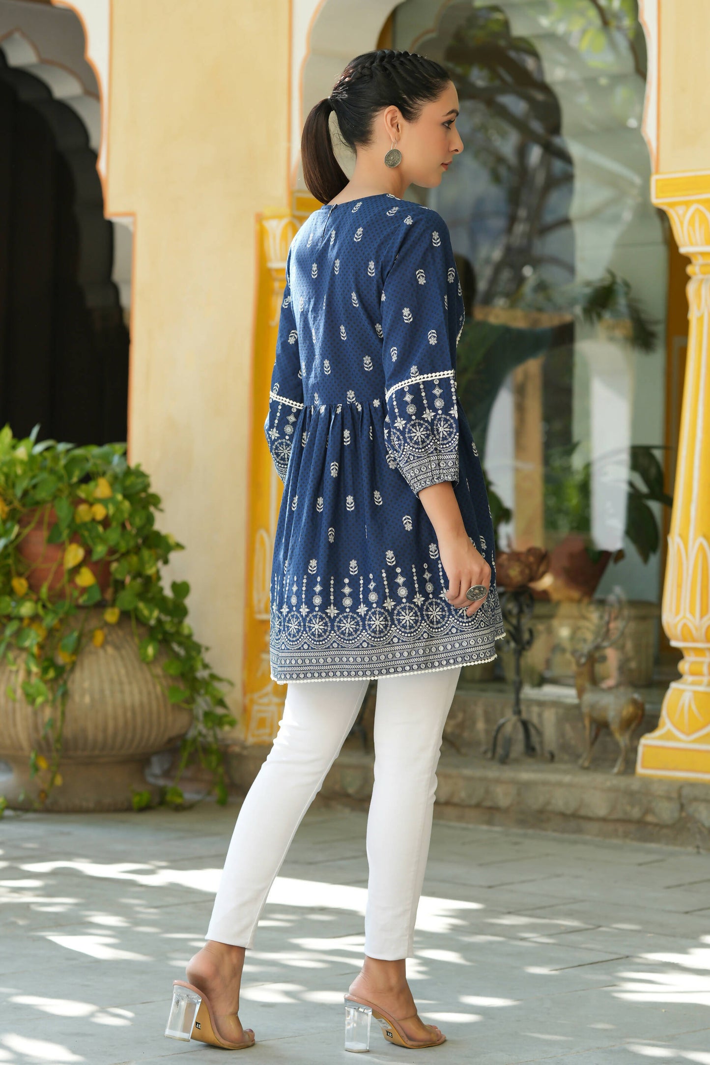 Juniper Women's Indigo Cambric Placement Printed Tunic - Distacart