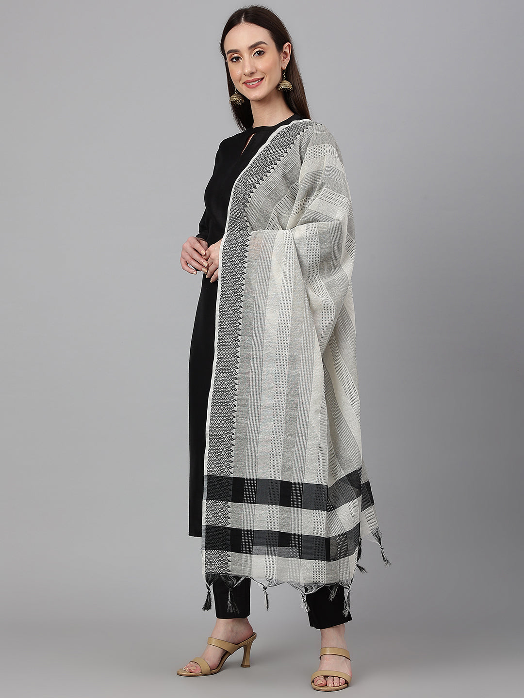 Janasya Women's Black Crepe Silk Solid Straight Festival Kurta Set - Distacart