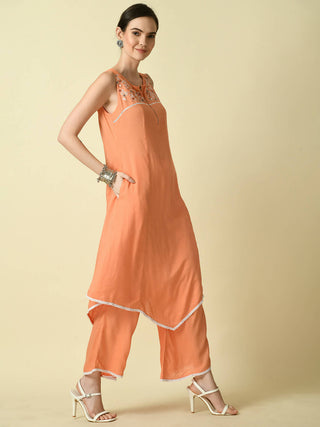Myshka Women's Peach Embroidered Kurta With Palazzo - Distacart