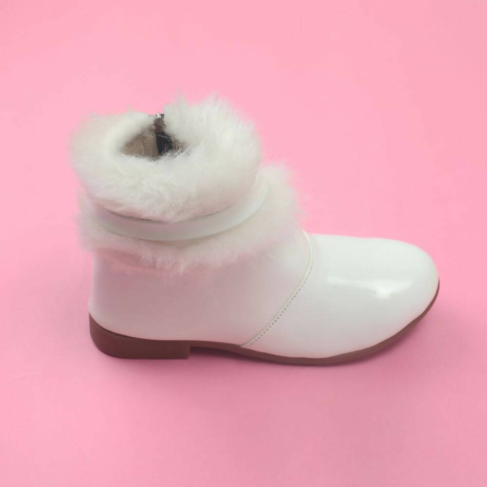 Tiny Bugs Girls Faux Fur Detail Winter Boots - White - Distacart