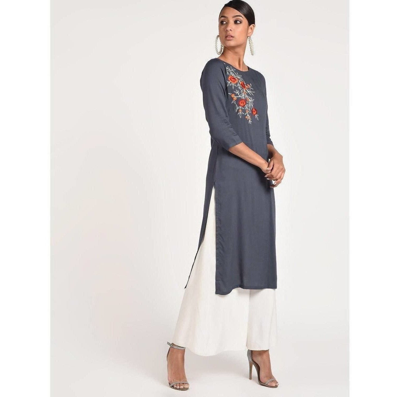 Cheera Women's Rayon Straight Kurta With Beautiful Embroidery Patch (CH016K)