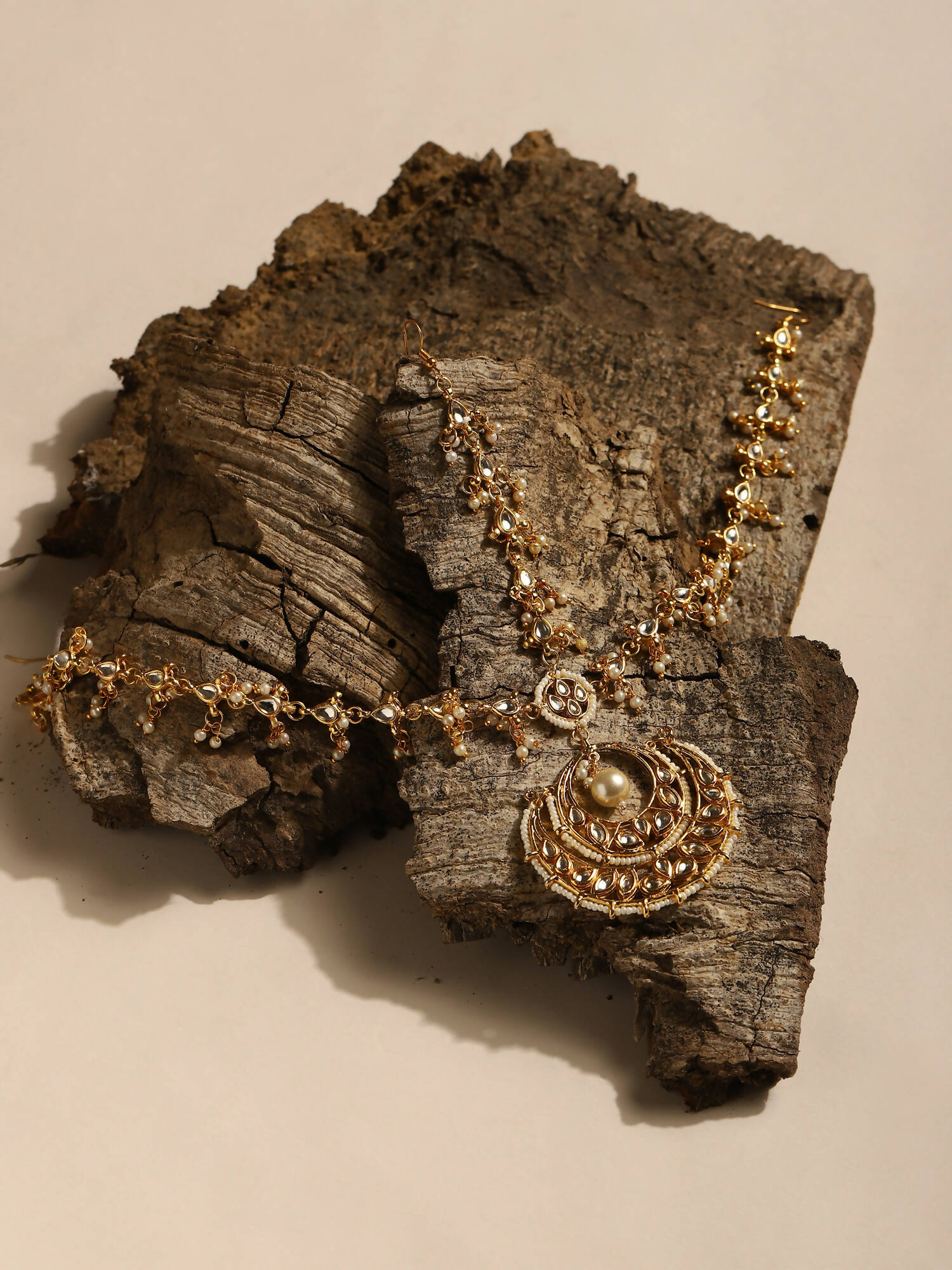 Women's Gold-Plated Kundan Mathapatti Head Jewellery - Ruby Raang - Distacart